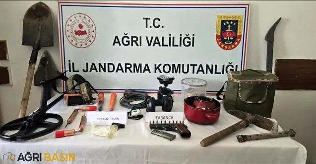 Ağrı’da Kaçak Kazı Yapan 2 Şahıs Suçüstü Yakalandı