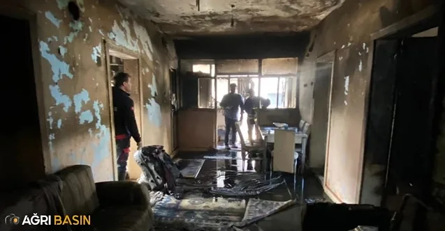 Ağrı’daki Ev Yangınında İtfaiye Hızlı Müdahale Etti