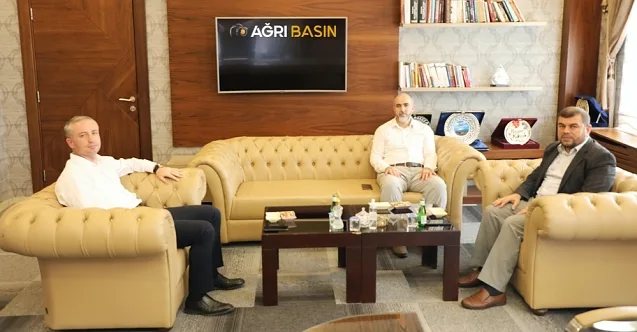Ağrı İl Müftüsü Necati Şafak’tan Milli Eğitim Müdürü Hasan Kökrek’e ziyaret