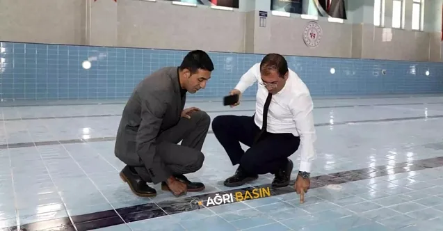Patnos’ta Modern Yüzme Havuzu Hizmete Girdi