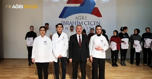 AİÇÜ Gastronomi Öğrencileri için “Önlük Giyme” Töreni