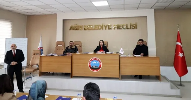 Ağrı Belediyesi 2025 Yılı İlk Meclis Toplantısını Düzenledi