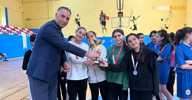 Ağrı Gençlik ve Spor İl Müdürlüğünden Genç Sporculara Destek
