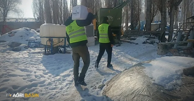 Ağrı Rahmet-Der, Hamur’da 100 Aileye Gıda Yardımı Ulaştırdı