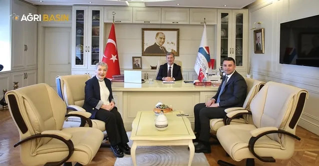 İbrahim Çeçen Vakfı’ndan Rektör Prof. Dr. İlhami Gülçin’e Ziyaret