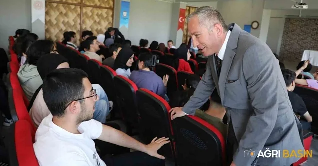 Ağrı İl Milli Eğitim Müdürü Kökrek’ten YKS Öğrencilerine Destek