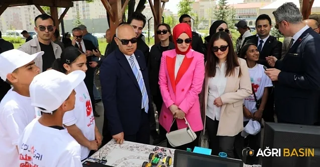 Ağrı’da “Bilim Dolu Günler” şenliği başladı