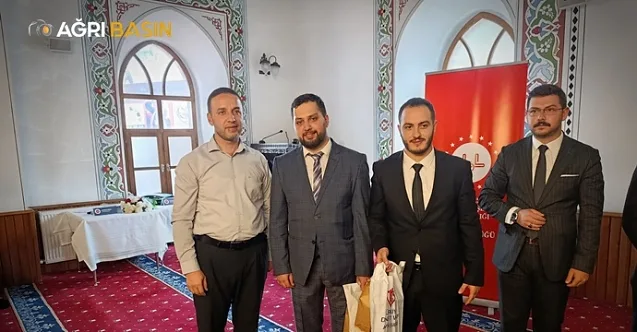Ağrılı İmam, Etkili Hutbe Yarışmasında Bölge Birincisi oldu