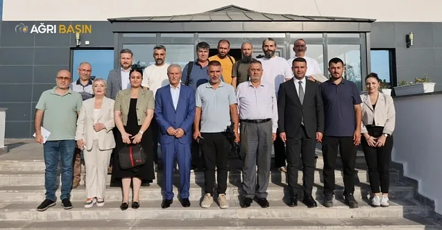 İbrahim Çeçen’den Doğubayazıt’a Turizm Lisesi ve Otel Müjdesi