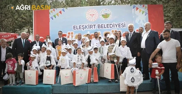 Eleşkirt’te coşkulu sünnet şöleni düzenlendi