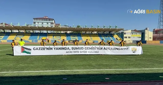 Ağrı 1970 Spor’dan Gazze’ye Destek Pankartı