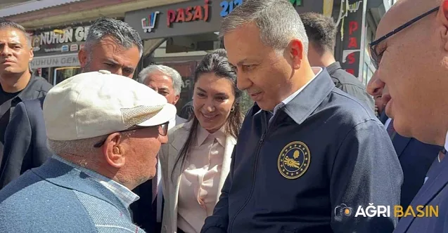 Bakan Yerlikaya Ağrı’da esnaf ve vatandaşla buluştu