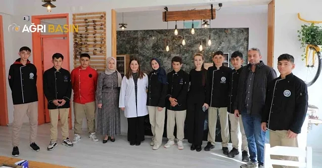 Ağrı’da öğrencilerden Türkiye’nin ilk geri dönüşüm restoranı