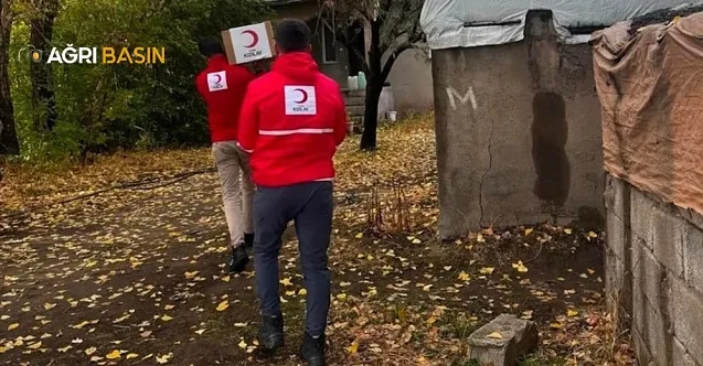 Türk Kızılay Patnos’ta Kimsesizlerin Yüzünü Güldürdü