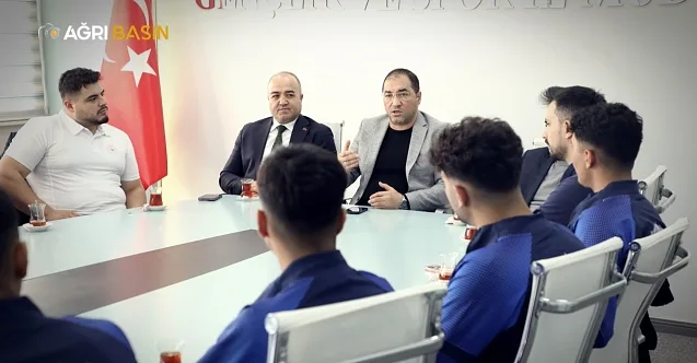 Ağrı hentbolda 2. Lig gururu yaşadı