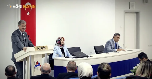 Rektör Gülçin, AİÇÜ idari personeliyle bir araya geldi