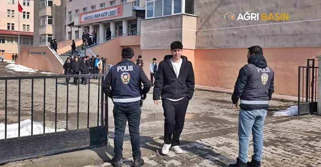 Ağrı’da Okul Çevrelerine Polis Kalkanı: Huzur Mesaisi!