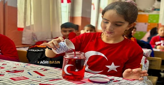 Ağrı’da Okullarda İkinci Dönem “Bayrak Sevgisi”yle Başladı