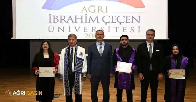 AİÇÜ’de Mezuniyet Coşkusu Yaşandı