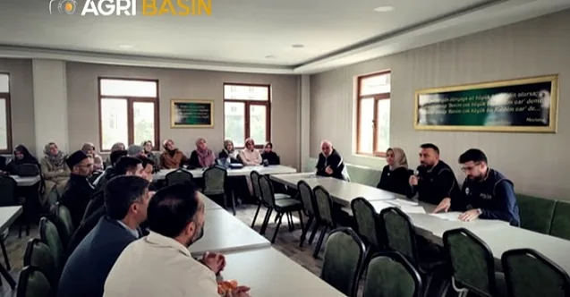 Ağrı’da Kur’an Kursu Hocalarına Vizyon Toplantısı
