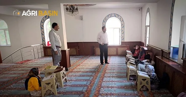 Müftü İlhan’dan Yaz Kur’an Kurslarına Moral Ziyareti