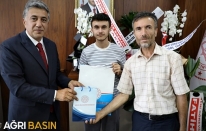 Ağrılı Öğrenci Kur’an-ı Kerim Yarışmasında Türkiye İkincisi