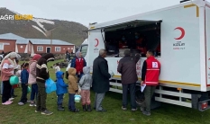 Patnos'ta Yaralar Paylaşılarak Sarılıyor: Kızılay Sahada!