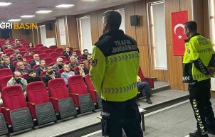 Patnos’ta Servis Şoförlerine Güvenlik Eğitimi