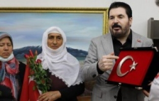 Başkan SAYAN'ın Diyarbakır Anneleri İçin Yapacağı Yürüyüş Ertelendi!