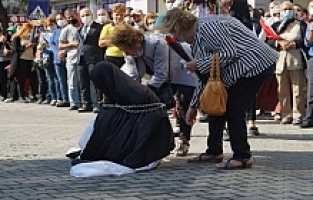 Skandal Tören Hakkında Soruşturma!