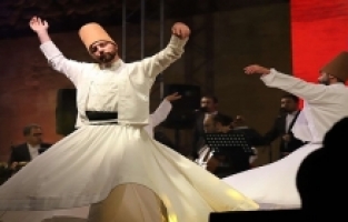 Ağrı İshak Paşa Sarayında Yunus Emre'yi Anma Töreni Gerçekleştirildi