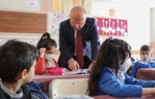Ağrı'da 71 Yeni Ana Sınıfının Sembolik Açılışı Gerçekleştirildi