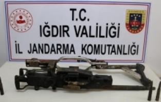 Ağrı Dağı Eteklerinde Gömülmüş Uçak Savar Silah Bulundu