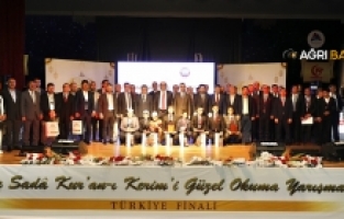 Ağrı’da Genç Sada Kur'an-ı Kerim'i Güzel Okuma Yarışması Türkiye Finali Düzenlendi