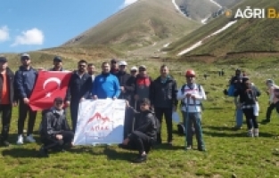 ASKF’nin 17. Yıl dönümünde Kösedağ’a Zirve Tırmanışı Gerçekleştirdi