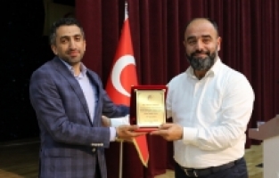AİÇÜ’de “Namazla Diriliş” Semineri Yapıldı