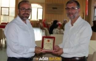 Ağrı İl Müftü Yardımcısı Murat Sarı'ya Veda