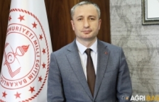 Ağrı Milli Eğitim Müdürü Hasan Kökrek'ten "Öğretmenler Günü" mesajı