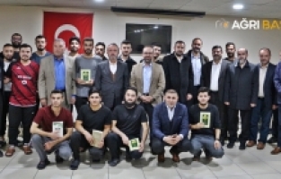 Din İşleri Yüksek Kurulu Üyesi Yıldırım Ağrı'da Gençlerle Buluştu