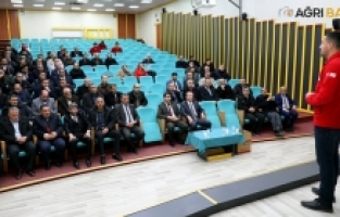 Ağrı'da "Bir Sınıf Bir Koli" Projesi ile ihtiyaç sahiplerine yardım toplanacak