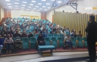 Ağrı MEM'den aday öğretmenlere "Uyum Eğitimi" semineri 
