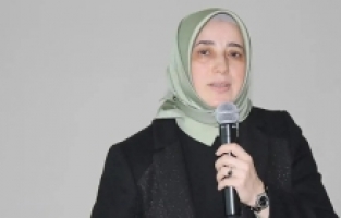 Ak Parti Grup Başkanvekili seçilen Özlem Zengin'e tepki