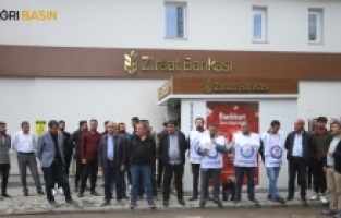 Diyadin Eğitim-Bir-Sen Üyeleri Protesto'da