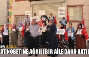 Ağrılı Kılıçaslan Ailesi Diyarbakır'da ki evlat nöbetine katıldı