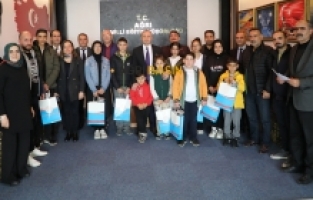 Hasan KÖKREK Cumhuriyet Bayramı Yarışmalarında Dereceye Giren Öğrencilerle Buluştu