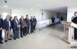 AİÇÜ'de İş Bankası İş Yatırım Destekli Finans Laboratuvarı Açıldı