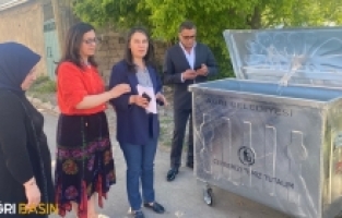 Ağrı Belediyesi, Mahallelerdeki Çöp Konteyner Sayılarını Arttırıyor