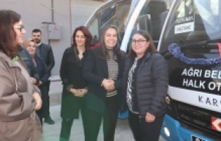 Ağrı'da İlk Kadın Otobüs Şoförü Görevine Başladı