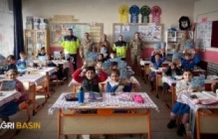 Diyadin’de Öğrencilere Meslek Tanıtım Etkinliği Düzenlendi