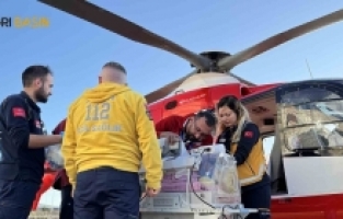 Prematüre Adar Bebek, Göz Tedavisi İçin Helikopterle Van’a Sevk Edildi